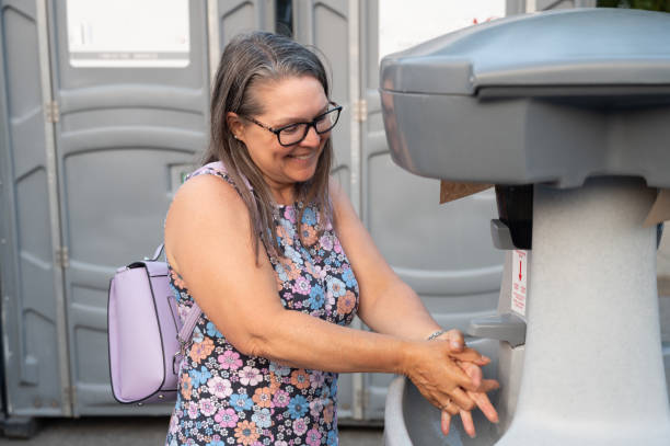 Best Portable toilet rental cost  in Newark, CA